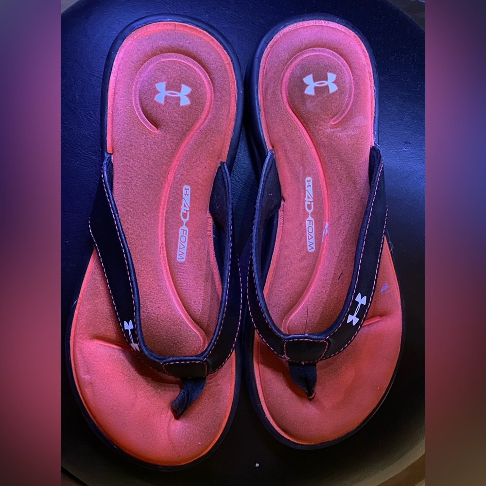☀️Under Armor Flip Flops